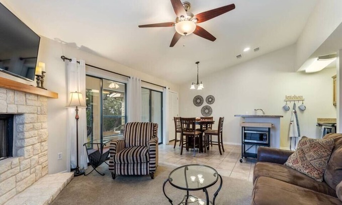 Salado House | Perfect Getaway-Couples, Girls Wknd, Business Trip