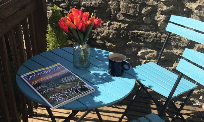 Youlgreave Apartment | Idyllic Couple's Retreat: Relax & Enjoy the Countryside