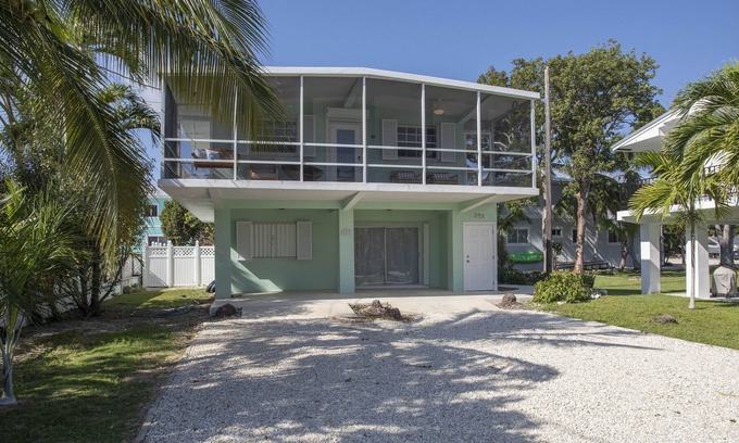 Anglers Park House | Perfect Keys Beach House w/pool—bring your BOAT. Plus fast wifi