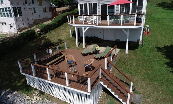 Marietta House | Idyllic Lakeside Escape with Breathtaking Views and More