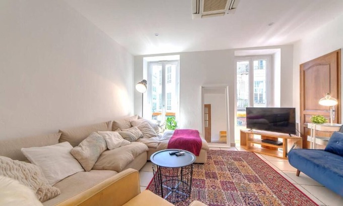Vernier Apartment | Ideal Family Apartment in the Heart of Nice with Amenities