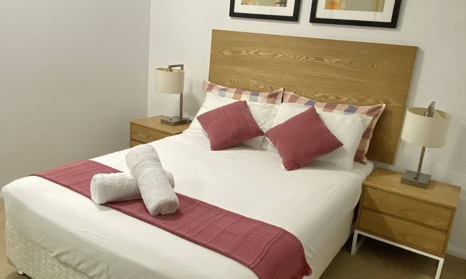 South Townsville Apartment | Ideal Spot for Families and Couples: Pool & Breakfast Included