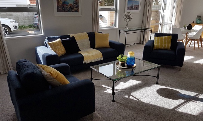 Petone House | Prime Location with Ocean View and Family-Friendly Amenities