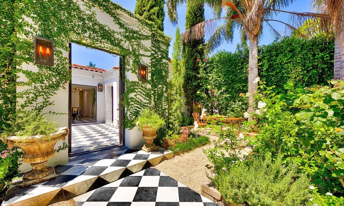 Melrose House | Family-Friendly Oasis with Top Amenities and Perfect Rating!