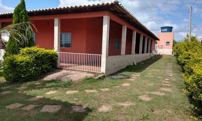 Contagem House | Ideal Retreat with Pool, Pet-Friendly & Family Amenities