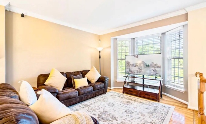 Stafford House | Idyllic Private Escape in the Heart of Stafford