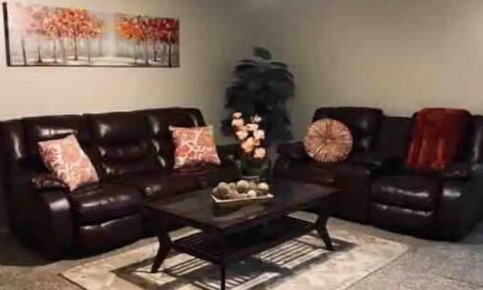 Port Arthur House | Ideal Home for Refinery Workers with Great Amenities