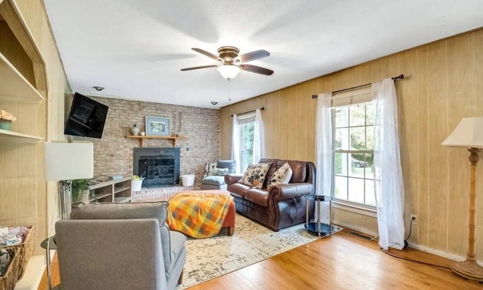 Aberdeen House | Relaxing Southern Pines Retreat with Kitchen Amenities!