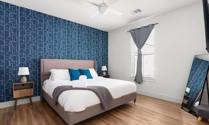 Pflugerville Apartment | Perfect Spot: Cozy Stay & Coffee Shop/Bar Onsite!