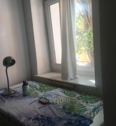 Neukoelln Apartment | Ideal Summer Retreat for Families and Fun Adventures