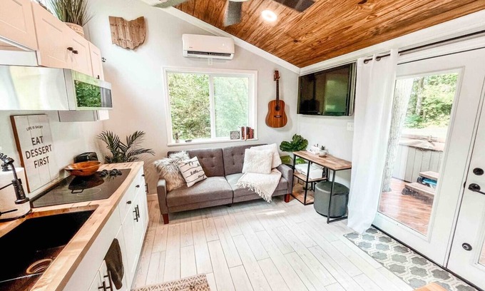 Buford House | Cozy Tiny Home Getaway Ideal for Families