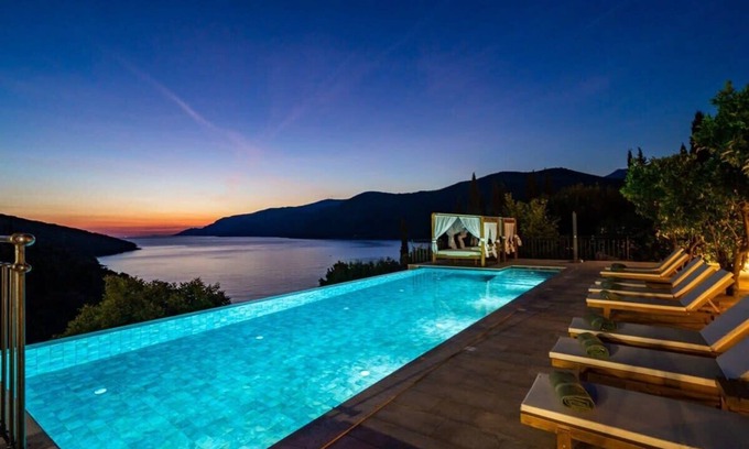 Molunat Villa | Perfect Villa for Relaxation Located Near the Legendary City of Dubrovnik