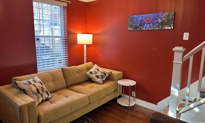 Washington Square West House | Ideally Located Pet Friendly Retreat in Central Philadelphia