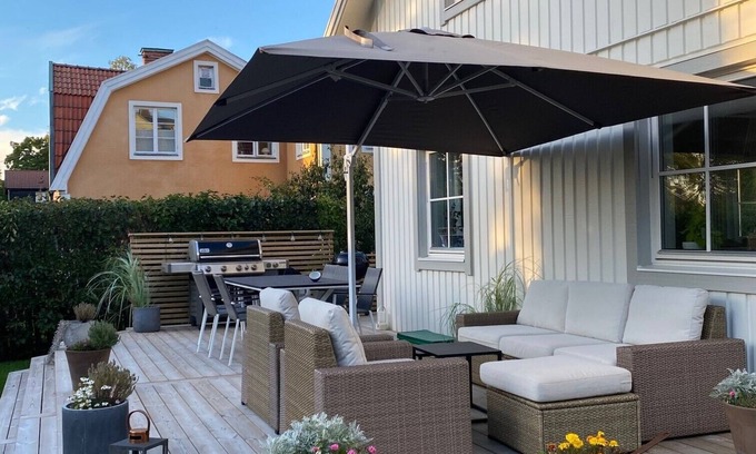 Ektorp House | Ideal 4 Bedroom House Near Ocean and City Center, Rated 9.8