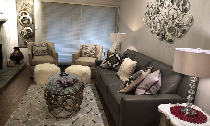 Downtown Condo | Prime Aspen Condo: Walk to All Attractions & Amenities!