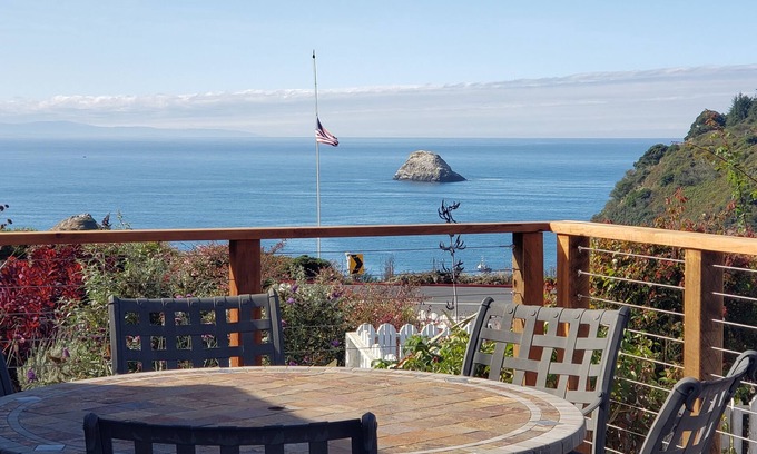 Trinidad House | Ideally Situated with Harbor Views Near Redwood National Forest