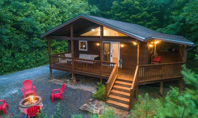 Sylva Cabin | Scenic Mountain Cabin with Pool & Ocean Views - Guest Rated 9.8
