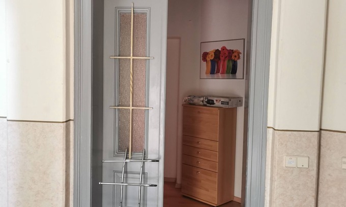 Radebeul Apartment | Ideal Location by Our Beautiful Village Square Near the Elbe
