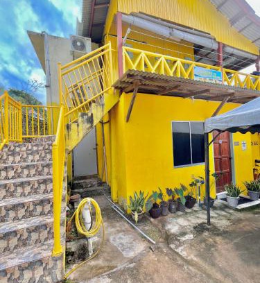 Kampung Pasir Hantu House | Beachfront Relaxation at Perhentian Sri Tanjung Resort