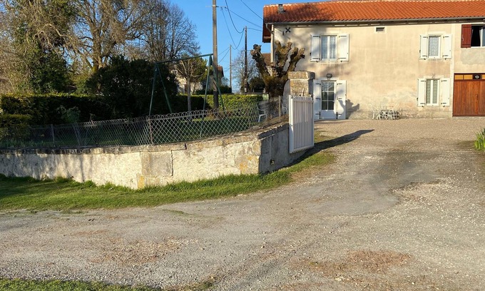 Lusignac House | Pet-Friendly Retreat: Perigord Vert in Scenic Country House
