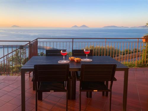 Capo d'Orlando House | Discover Perla d'Orlando: Pet-Friendly & Family-Oriented Getaway