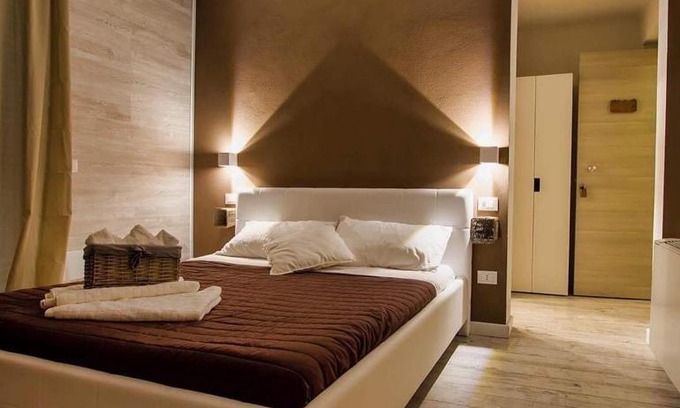 Lorica Bed & Breakfast | Ideal Perla della Sila B&B: Family-Friendly with Hot Tub