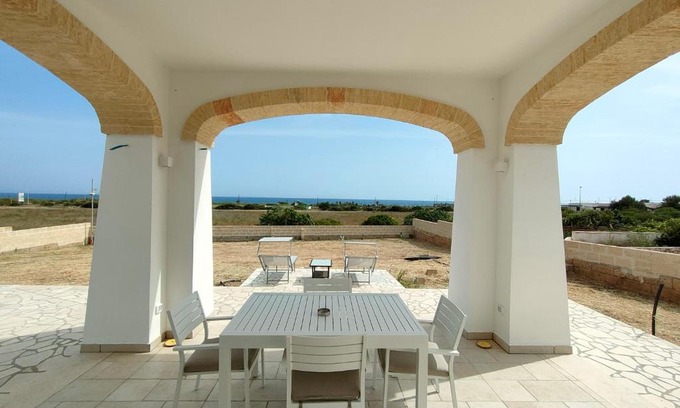 Marina di Pescoluse House | Oceanfront Getaway at Perla delle Maldive - Family Friendly