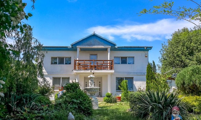 Visani House | Experience Oceanfront Bliss at Perla Neagră Lotus Spa