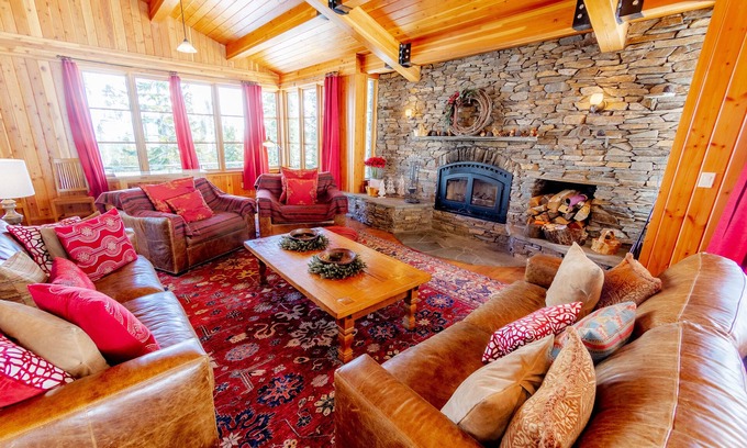 Palisades House | Unforgettable Perle du Bois: Ski-in/Ski-out Gem!