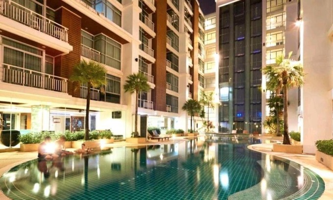 Patong Apartment | Exclusive Perle Rare: Pool, Bikes & 10/10 Guest Rating