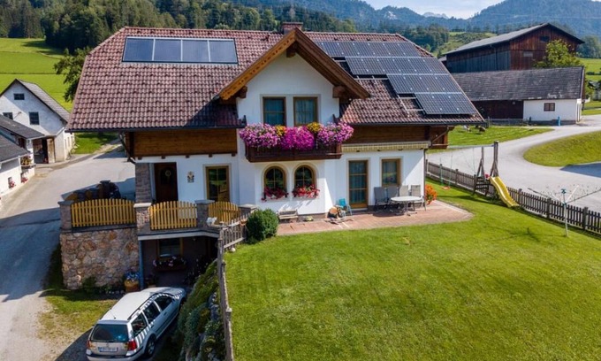 Aich Apartment | Top-Rated Family-Friendly Stay at Pernerhof