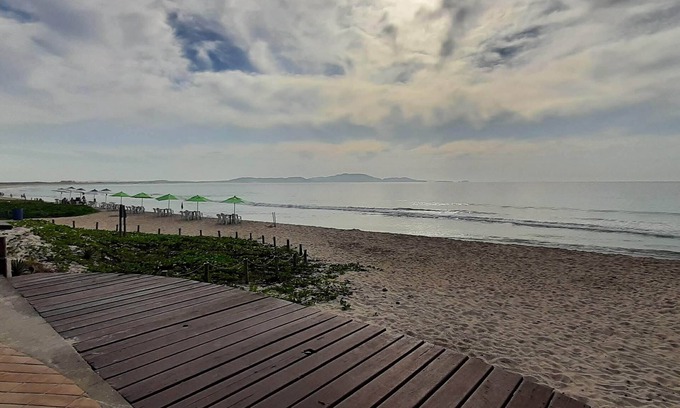 Pero House | Discover Peró House on the Sand: Pet-Friendly Getaway