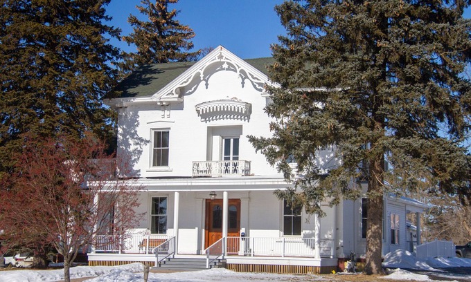 Potsdam Hotel | Remarkable Pert House: Spa Retreat with 9.6/10 Rating