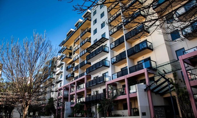 Perth Central Business District Apartment | Perth Short Stays: Family-Friendly with Pool Access