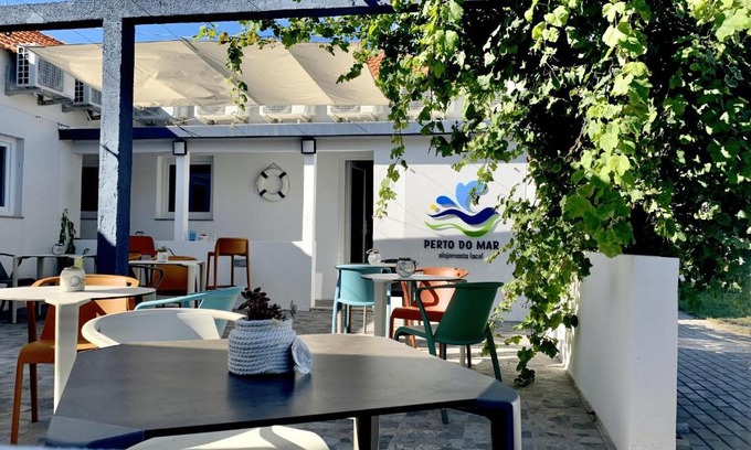 Gafanha da Boa Hora House | Oceanfront Getaway: Perto do Mar with Stunning Views
