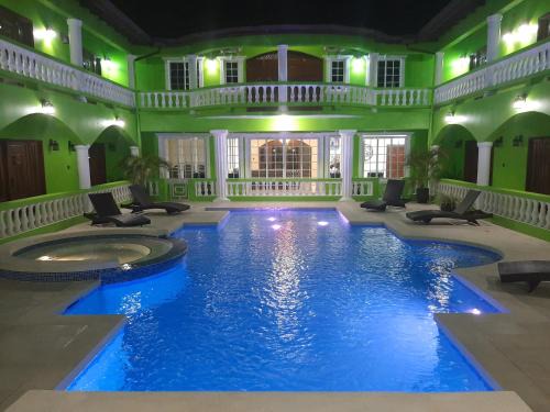 Bon Accord Village Hotel | Relax at PESHERES INN & SPA with Oceanfront Amenities