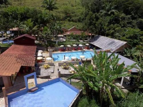 Pinheiral House | Discover Pesque Pague Pousada do Carlinho with Ocean View