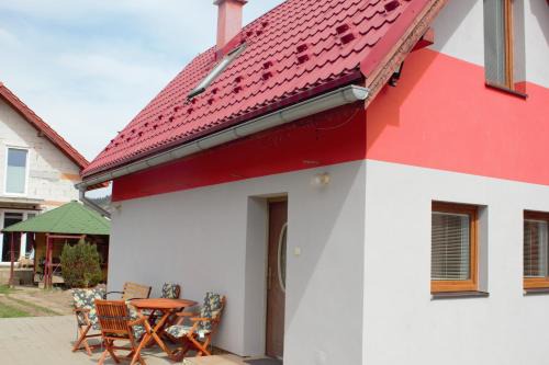 Besenova House | Comfortable Petúnia: Family-Friendly with Two Bedrooms