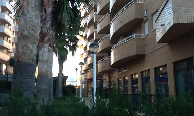 Oropesa Del Mar Old Town Apartment | Cozy Pet-Friendly Apartment Near the Balneario with Views