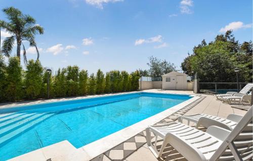 Lavinaio-Monterosso Apartment | Cozy 2 Bedroom Apartment with Pool in Monterosso