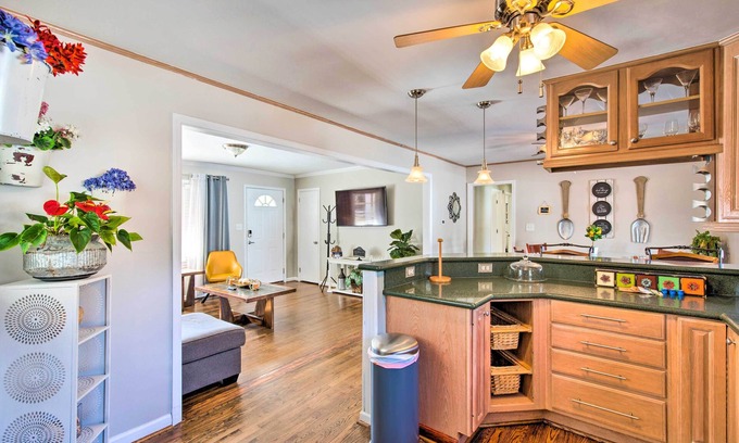 Hiram House | Relaxing Retreat: Atlanta Area Vacation Rental with Pool