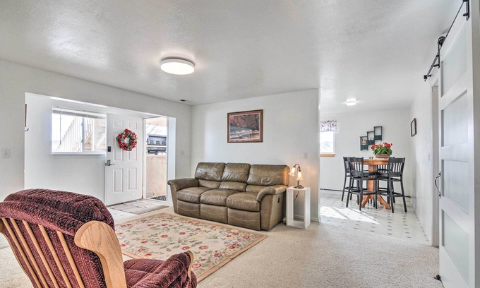 Sevier County House | Pet-Friendly Aurora House with Scenic Mountain Views