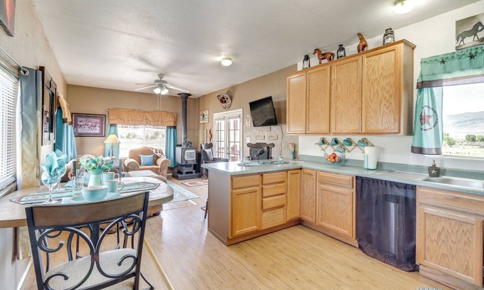 Chilcoot Cottage | Discover Pet-Friendly Chilcoot Cottage on 34 Scenic Acres