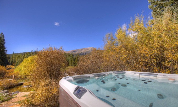 Valley of the Blue House | Pet Friendly Retreat with Private Hot Tub & Scenic Views