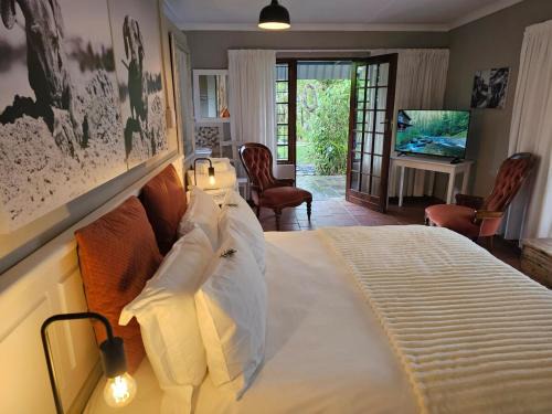 Witelsbos Apartment | Pet-Friendly Courtyard Suite Tsitsikamma Gardens