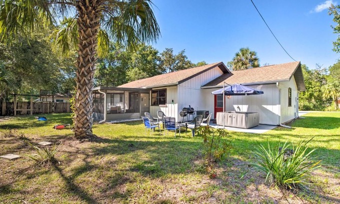 Crystal River House | Pet-Friendly Crystal River Home with Inviting Hot Tub