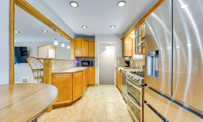 Dearborn Cottage | Pet-Friendly Dearborn Home Steps from Downtown Attractions