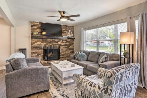 Gulfport House | Pet-Friendly Gulfport Home Steps from the Beach
