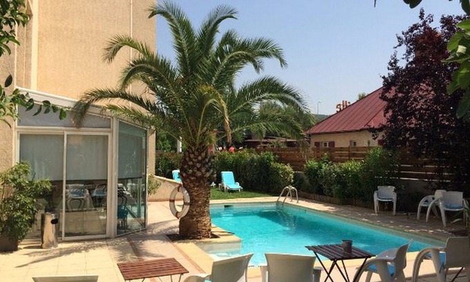 Sud Hotel | Pet-Friendly Retreat Near Parc des Collines de Cuques