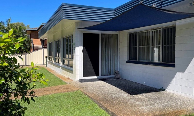 Woorim House | Pet Friendly Home with Top Notch Amenities & Great Reviews